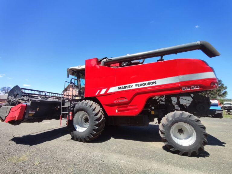 Colheitadeira Massey Ferguson – MF6690. Fabricação 2016